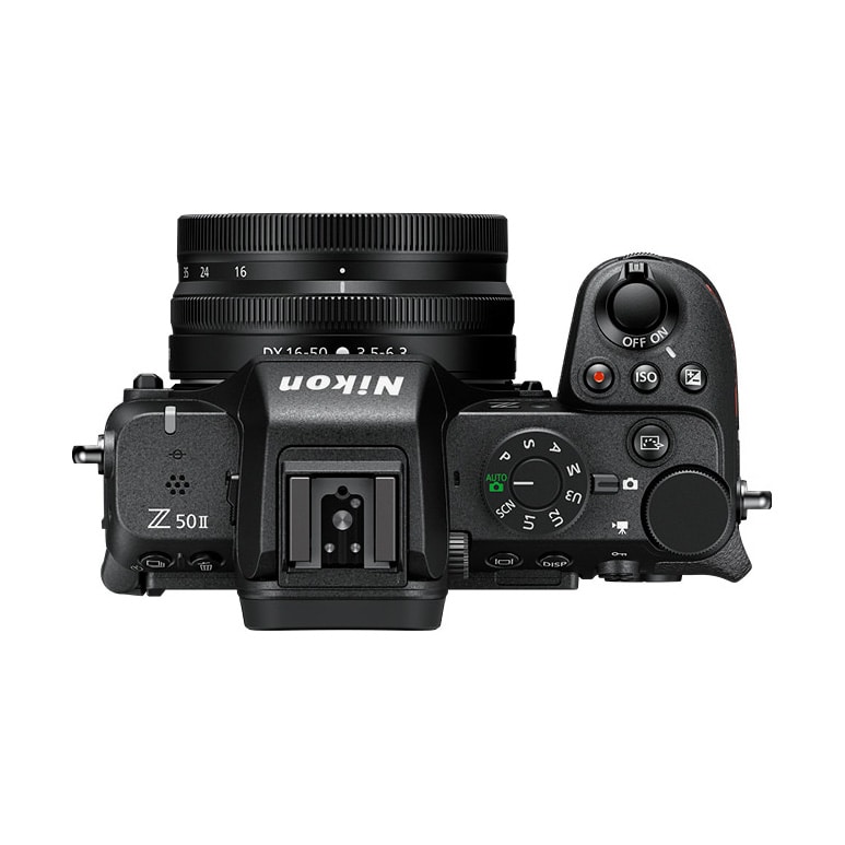 ※レンズは「NIKKOR Z DX 16-50mm f/3.5-6.3 VR」です。